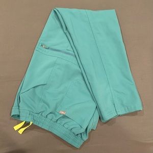 FIGS - Limited Edition Marine Medium Petite Yola